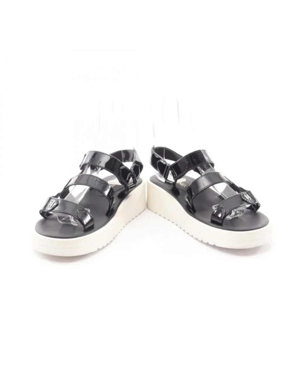 Chanel Sandals CC Logo Patent Leather